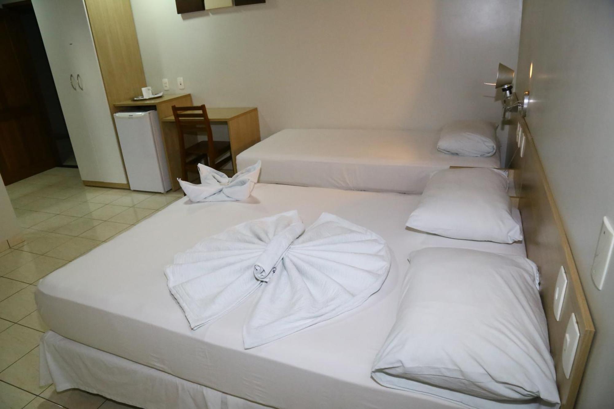 Swamy Hotel Cruzeiro do Sul  Dış mekan fotoğraf
