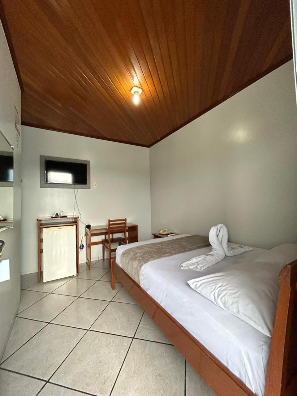 Swamy Hotel Cruzeiro do Sul  Oda fotoğraf